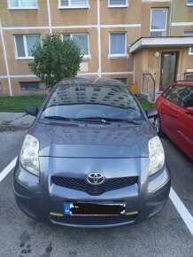 TOYOTA yaris 2009 - 4