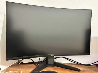 27" MSI MAG 27CQ6F - 4