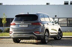 Hyundai Santa Fe Premium 2,2 CRDi 147kw 4x4 A/T8 7 MIEST - 4