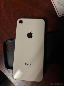 Apple iPhone 8 - 4