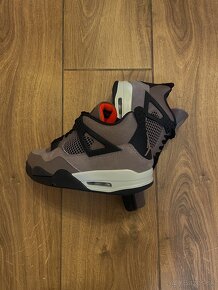 Air Jordan 4 Retro Taupe Haze - 4