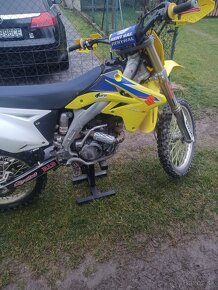 Suzuki RMZ 250 - 4