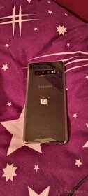 Samsung galaxy S10+ - 4