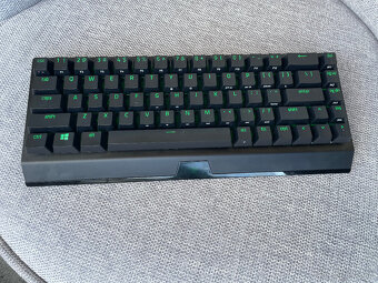 RAZER BLACKWIDOW V3 MINI HYPERSPEED 65% - 4