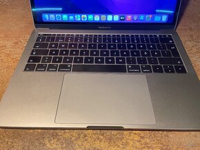 Macbook Pro 13-inch 2016 Space Gray 256GB - 4