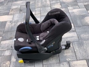 Autosedačka Maxi Cosi Cabriofix + iSize základňa - 4