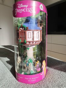 Na vlásku/Rapunzel/Locika veža hrací set Disney - 4