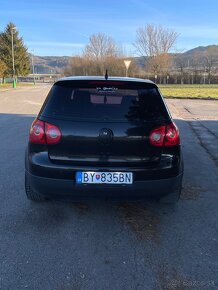 Volkswagen Golf 5 - 4