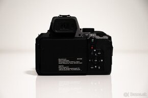 Nikon Coolpix 950 za 450€ - 4