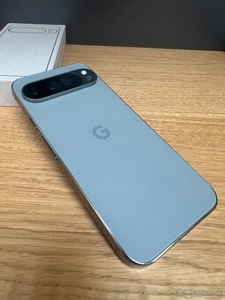 Predám GOOGLE PIXEL 9 PRO XL, TOP stav, 256GB, ZARUKA SK - - 4