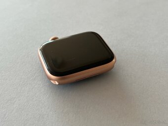 Apple Watch SE 1. Generácie 44mm Gold - 4