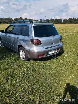 Predám Mitsubishi Outlander 4x4 2.0 benzín - 4