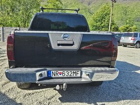 Nissan Navara DoubleCab 3.0 V6 dCi Platinum A/T Long 170kw - 4