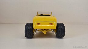 1:18 FORD TRADEMARK - 4