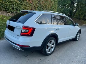 Škoda Octavia Scout 2.0 tdi DSG 4x4 / 2018 / LED / Facelift - 4