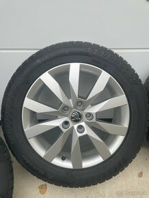 Alu disky 5x112 r17 originál Škoda + zimné pneu 215/55/17 - 4