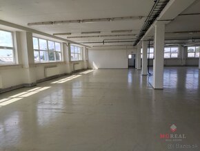 Prenájom skladovacích priestorov 1220 m2 v priemyselnej zóne - 4