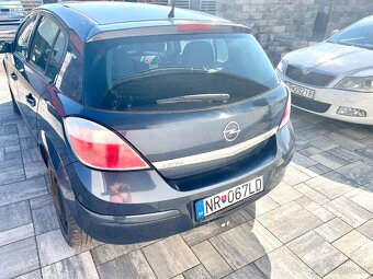 Predam Opel Astra H 1.9cdti 74kw - 4