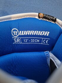 Hokejové rukavice WARRIOR COVERT QRE4 SR, veľkosť 13", nové - 4