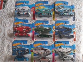 Hot Wheels - 4