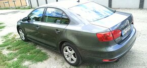 Predám Volkswagen Jetta 1,4 TSI - 4