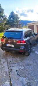 Volkswagen Touareg 3,0 TDi - 4