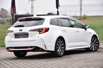 Toyota Corolla Combi TS 2.0 HYBRID e-CVT SR 2021 DPH - 4