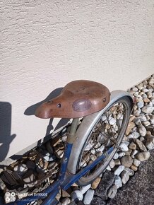 Starý detský bicykel - 4