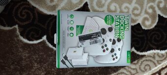 X box series S - 4