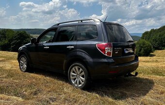 Subaru Forester 2011, benzin - 4