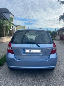 HONDA JAZZ 1,2 BENZÍN NOVÁ STK EK PRVÝ MAJITEĽ - 4