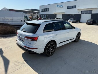 AUDI Q7 3,0 TDI QUATTRO S-LINE - 4