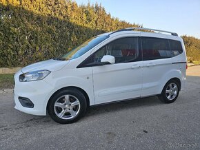 Ford Tourneo Courier 1.0 EcoBoost - 4