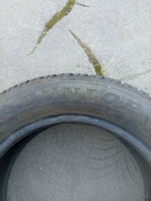 Dunlop 185/60R15 - 4