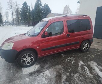 Ponúkam na predaj Citroën berlingo 1,8 - 4