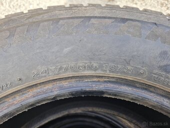 Bridgestone blizzak 245/70 r16 - 4