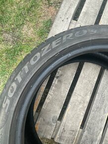 Pirelli 255/40 R19 2x=80€ - 4