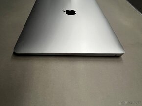 MacBook Air 13" M1 8GB RAM 256GB SSD - Strieborný - 4