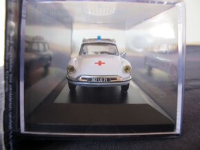 Citroen ID 19 Ambulance 1:43 - 4