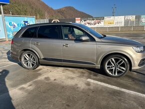 Audi Q7 - 4