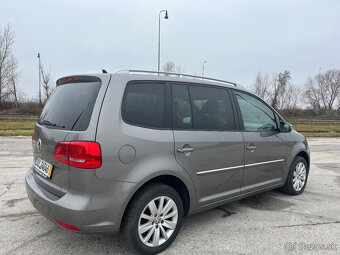 Volkswagen Touran 2.0 TDI DSG highline r.v 2011 navi xenon - 4