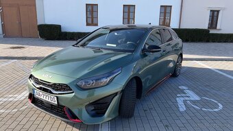 Kia ProCeed GT - 4