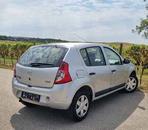 Dacia Sandero 1.2 16V 55KW/75PS R.V.10/2009 - 4