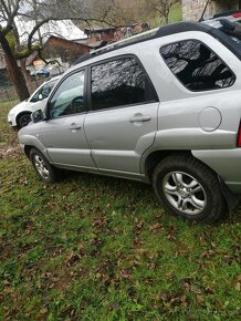 Predám KIA SPORTAGE 4x4 - 4