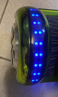 - - - Hoverboard HOOBOARD - 700W - - - - 4