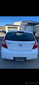 HYUNDAI I30 BENZIN 1,4 BENZIN ROK 2011 - 4