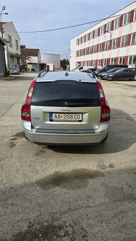 Volvo v50 - 4