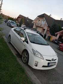 Predám Toyota prius - 4