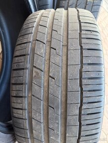 Predám letné pneu BMW X5 R20dvojrozmer 275/40 R20 315/35 R20 - 4