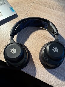 SteelSeries Arctis Nova 5p - 4